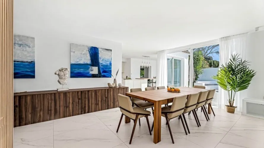 5 bedrooms villa for sale , Marbella, Spain No. 531 № 9