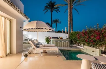 3 bedrooms house for sale , Marbella, Spain No. 613