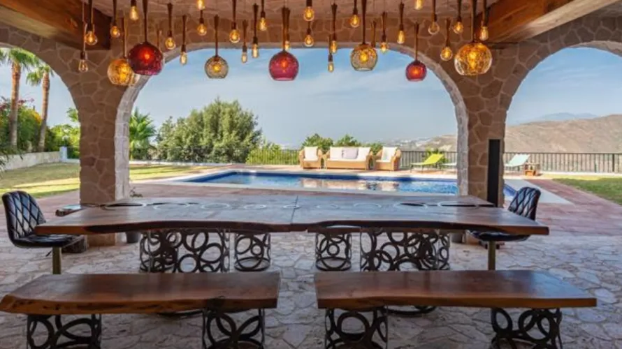 6 bedrooms villa for sale , Marbella, Spain No. 378 № 5
