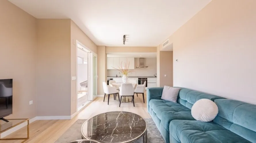 3 bedrooms apartment for sale , Nueva Andalucia, Spain No. 555 № 5