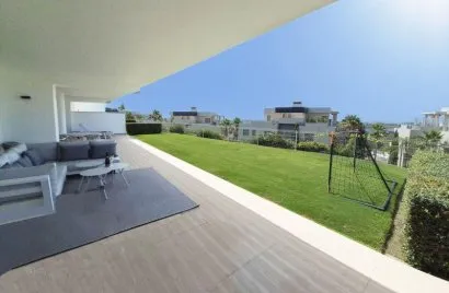 4 bedrooms apartment for sale , Benahavis, Spain No. 310