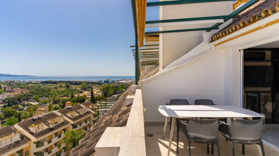 2 bedrooms duplex for sale , Nueva Andalucia, Spain No. 563 № 4