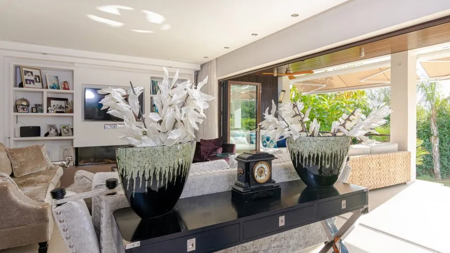 5 bedrooms villa for sale , Marbella, Spain No. 262 № 17