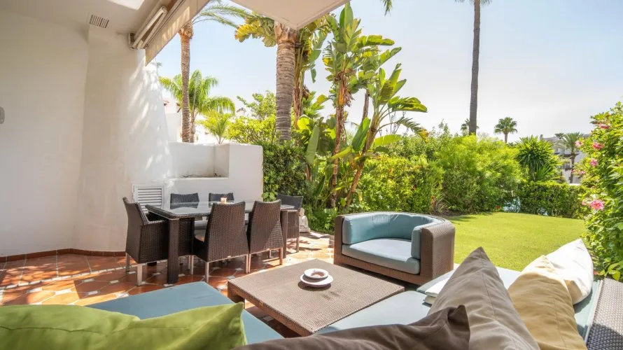 3 bedrooms townhouse for sale , Estepona, Spain No. 95 № 16
