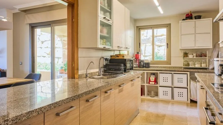 3 bedrooms apartment for sale , Benahavis, Spain No. 516 № 14