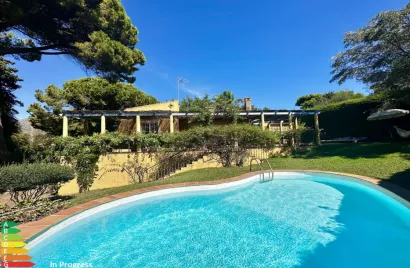 4 bedrooms villa for sale , Marbella, Spain No. 373