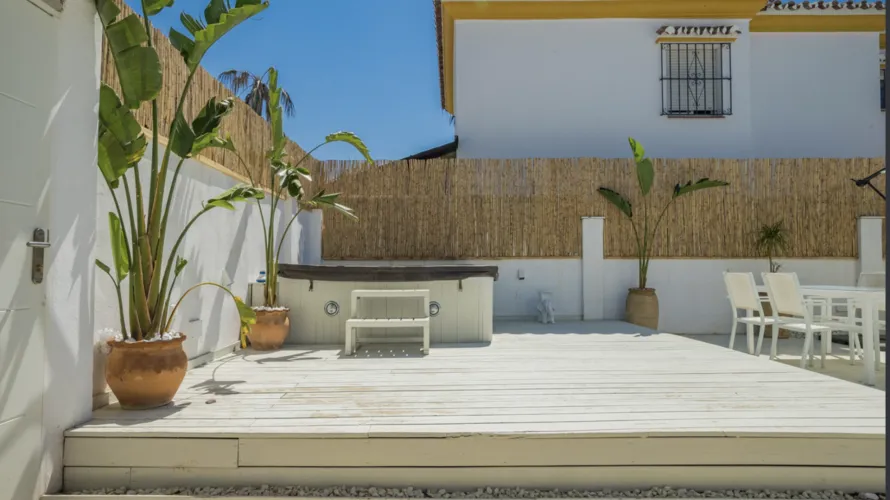 2 bedrooms house for sale , Cortes (San Pedro De Alcantara), Spain No. 425 № 6