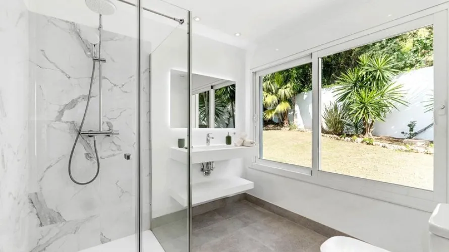 5 bedrooms villa for sale , Marbella, Spain No. 531 № 22