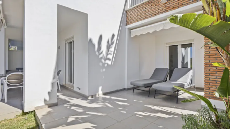 3 bedrooms apartment for sale , Cortes (San Pedro De Alcantara), Spain No. 510 № 3