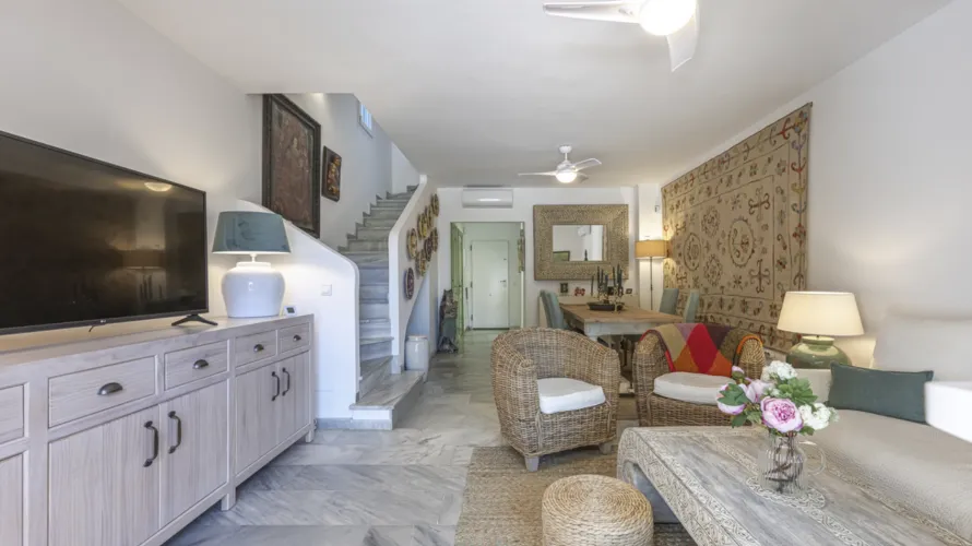 2 bedrooms townhouse for sale , Cabopino, Spain No. 546