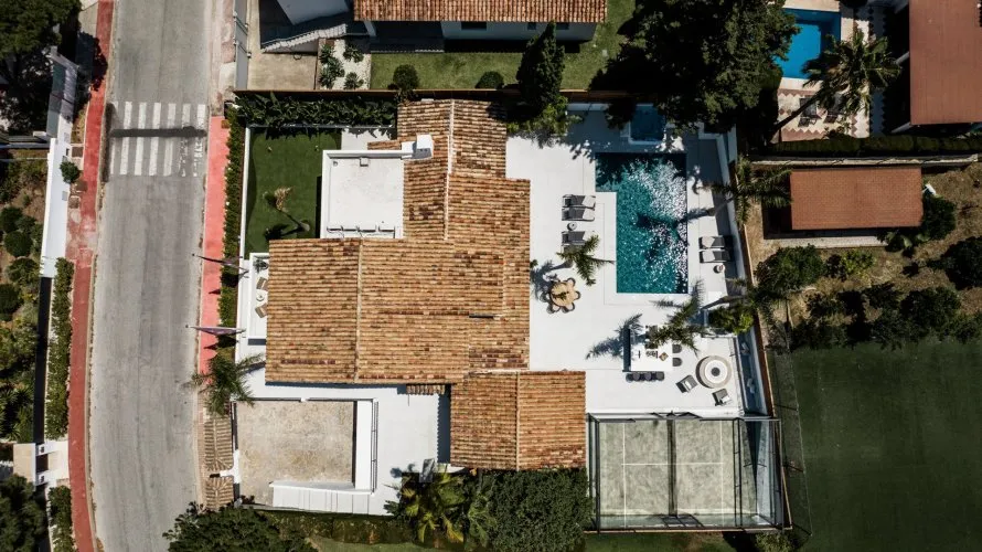 7 bedrooms villa for sale , Nueva Andalucia, Spain No. 135 № 19