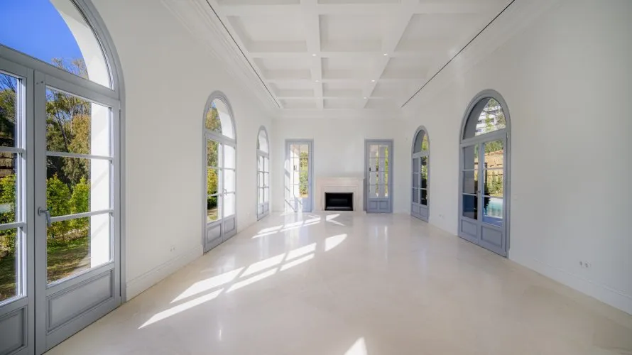 4 bedrooms villa for sale , Nueva Andalucia, Spain No. 197 № 8