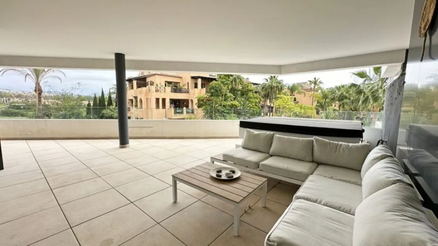 3 bedrooms apartment for sale , Estepona, Spain No. 536 № 21