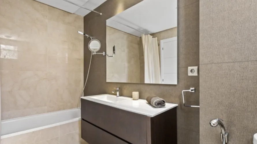 3 bedrooms apartment for sale , Cortes (San Pedro De Alcantara), Spain No. 510 № 9