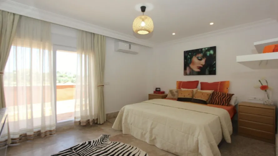 6 bedrooms villa for sale , Marbella, Spain No. 374 № 19