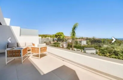 3 bedrooms duplex for sale , Estepona, Spain No. 451
