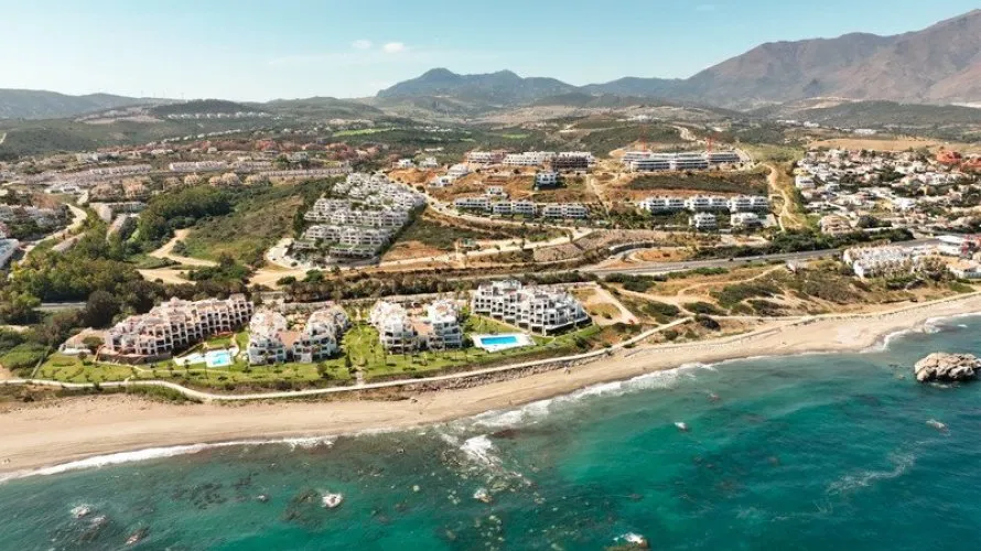 4 bedrooms apartment for sale , Casares, Spain No. 338 № 14