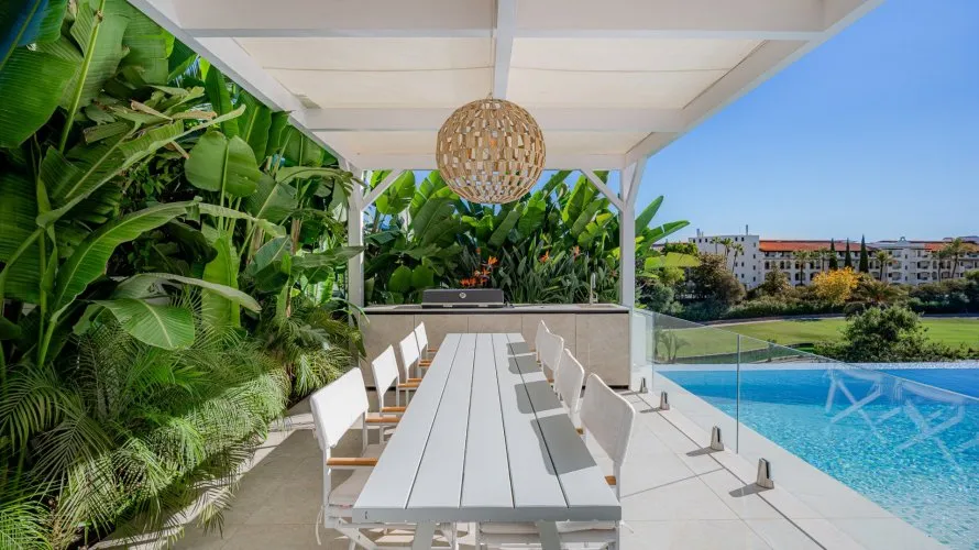 5 bedrooms villa for sale , Marbella, Spain No. 207 № 4