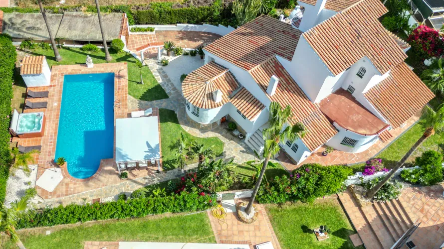 5 bedrooms villa for sale , Estepona, Spain No. 189 № 21