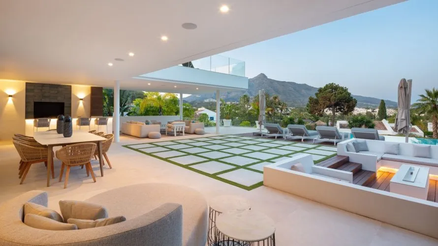 5 bedrooms house for sale , Nueva Andalucia, Spain No. 478 № 25