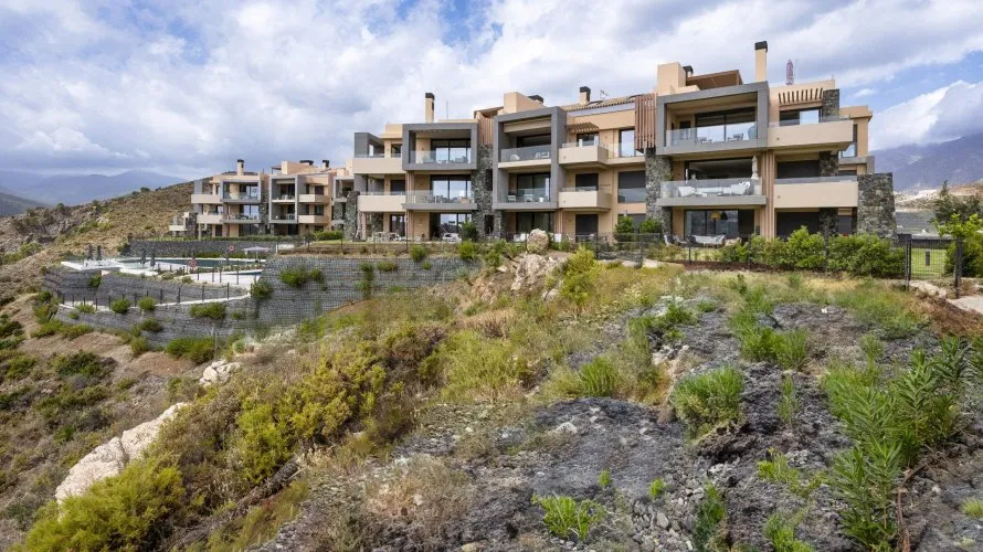 2 bedrooms apartment for sale , Benahavis, Spain No. 327