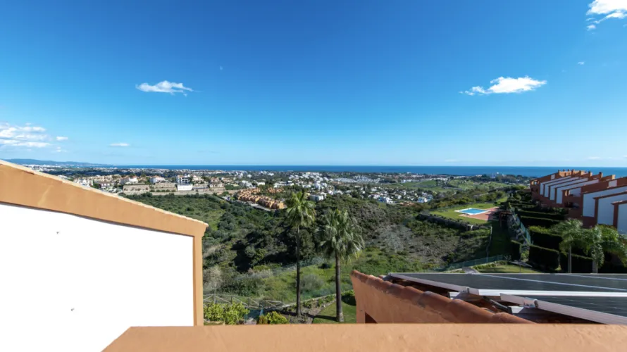 3 bedrooms townhouse for sale , Estepona, Spain No. 534 № 13