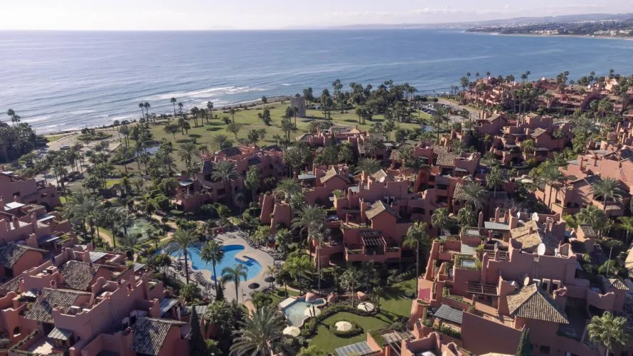 3 bedrooms apartment for sale , Estepona, Spain No. 243 № 21