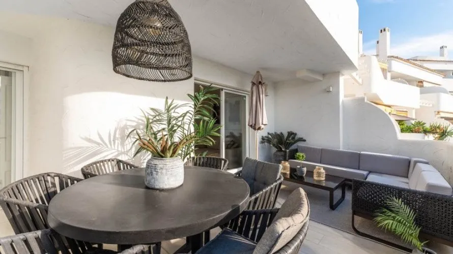 3 bedrooms apartment for sale , Nueva Andalucia, Spain No. 417 № 13