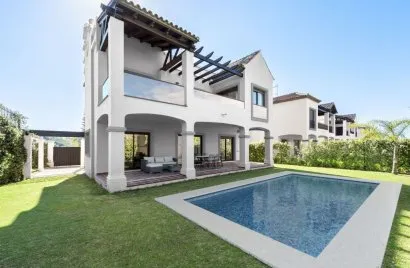 3 bedrooms villa for sale , Estepona, Spain No. 110
