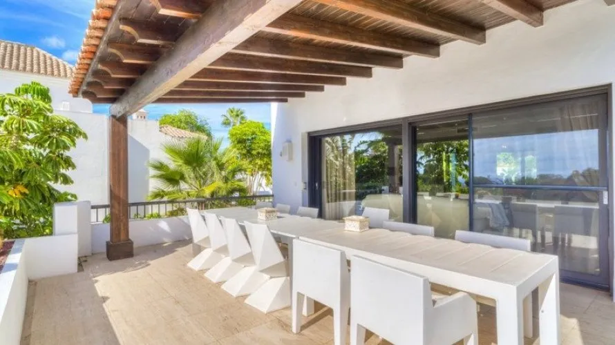 5 bedrooms villa for sale , Marbella, Spain No. 527 № 7