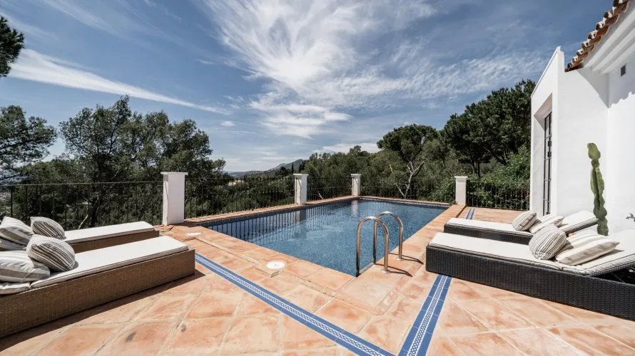 4 bedrooms villa for sale , Cortes (San Pedro De Alcantara), Spain No. 360 № 15
