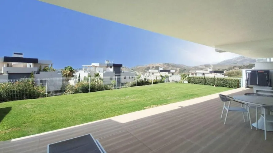 4 bedrooms apartment for sale , Benahavis, Spain No. 310 № 14