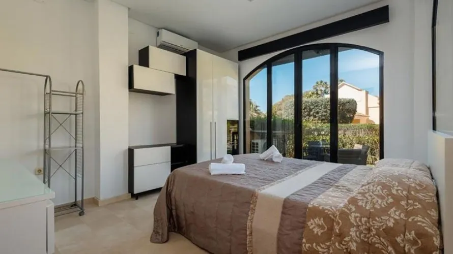3 bedrooms apartment for sale , Marbella, Spain No. 606 № 5