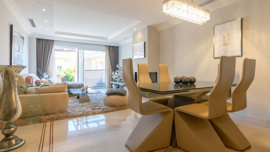 3 bedrooms apartment for sale , Nueva Andalucia, Spain No. 437 № 7