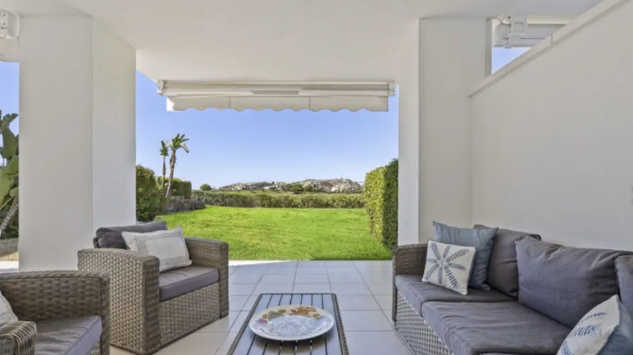 3 bedrooms apartment for sale , Cortes (San Pedro De Alcantara), Spain No. 510 № 6