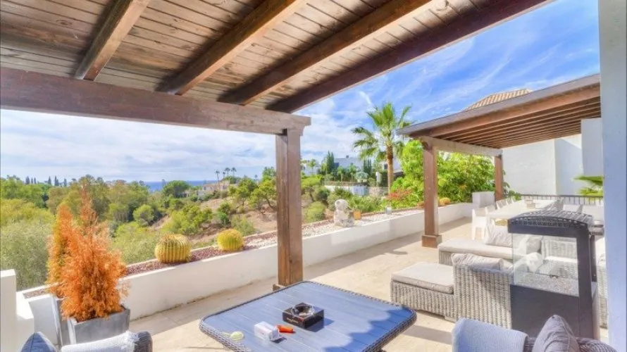 5 bedrooms villa for sale , Marbella, Spain No. 527 № 26