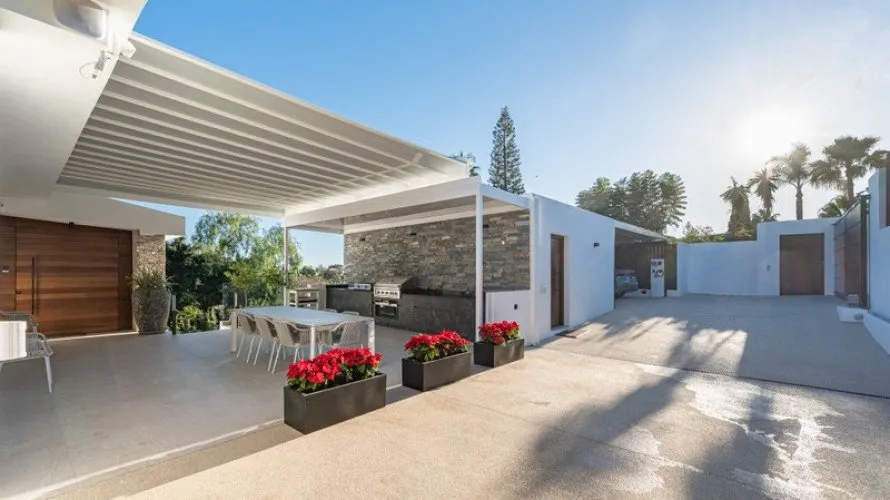 5 bedrooms villa for sale , Marbella, Spain No. 380 № 20