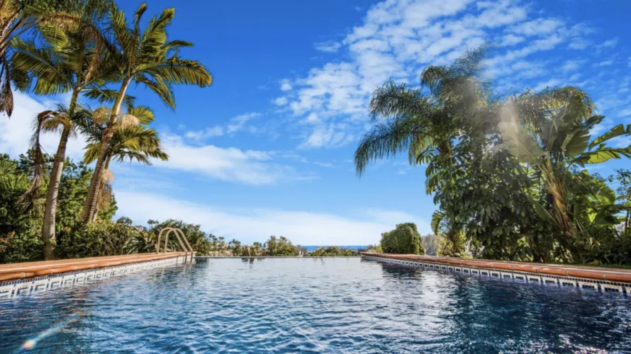 5 bedrooms villa for sale , Benahavis, Spain No. 420 № 4