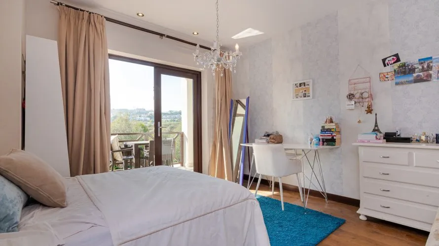 5 bedrooms villa for sale , Marbella, Spain No. 262 № 9