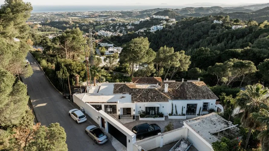4 bedrooms villa for sale , Cortes (San Pedro De Alcantara), Spain No. 360 № 16