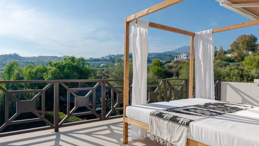 5 bedrooms villa for sale , Marbella, Spain No. 262 № 2