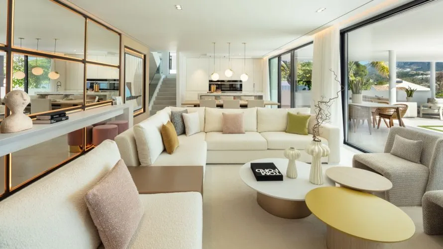 5 bedrooms house for sale , Nueva Andalucia, Spain No. 478 № 22
