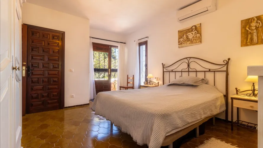 4 bedrooms villa for sale , Mijas Costa, Spain No. 572 № 23