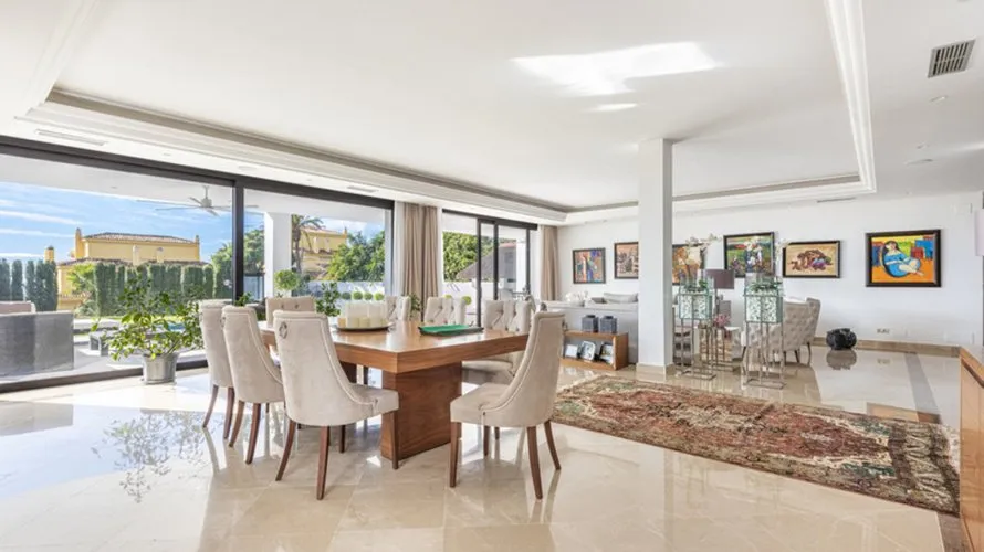 7 bedrooms villa for sale , Marbella, Spain No. 314 № 10