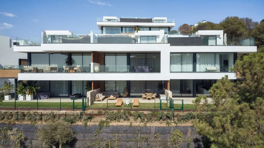 3 bedrooms apartment for sale , Marbella, Spain No. 457 № 2
