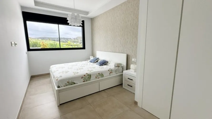 3 bedrooms apartment for sale , Estepona, Spain No. 536 № 15