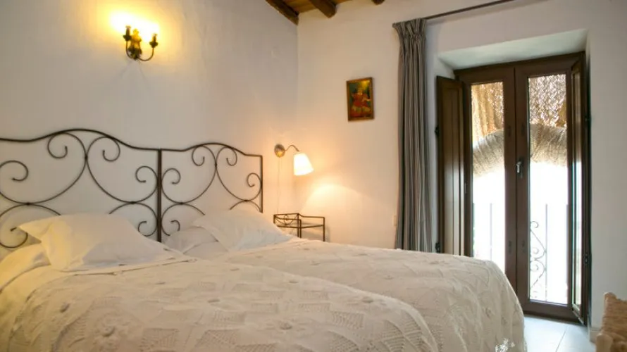8 bedrooms villa for sale , Marbella, Spain No. 272 № 11