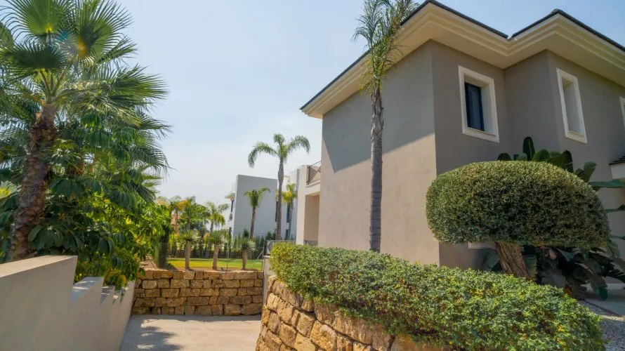6 bedrooms villa for sale , Marbella, Spain No. 491 № 13