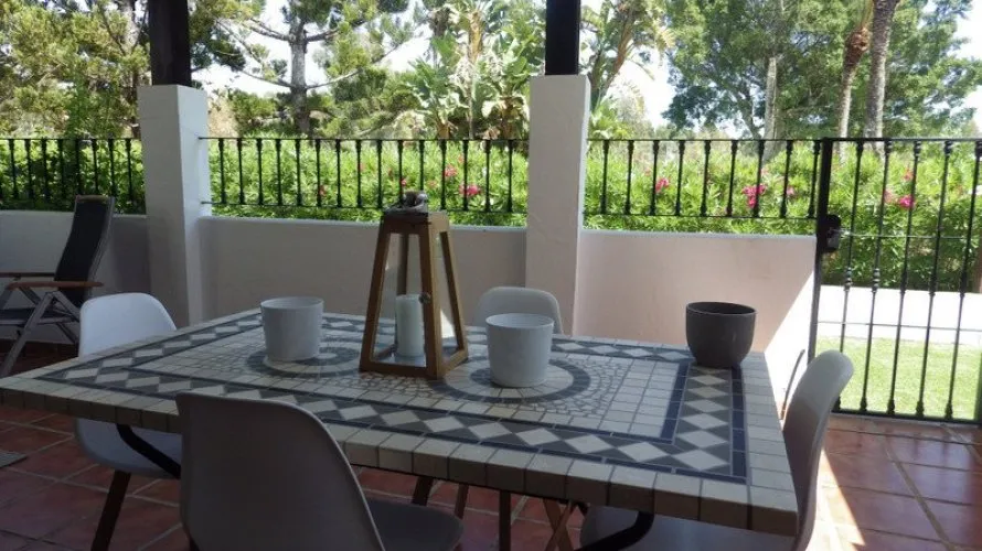 5 bedrooms townhouse for sale , Nueva Andalucia, Spain No. 283 № 6
