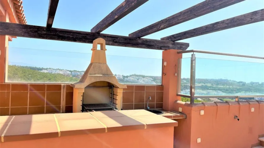 3 bedrooms penthouse for sale , Casares, Spain No. 469 № 16